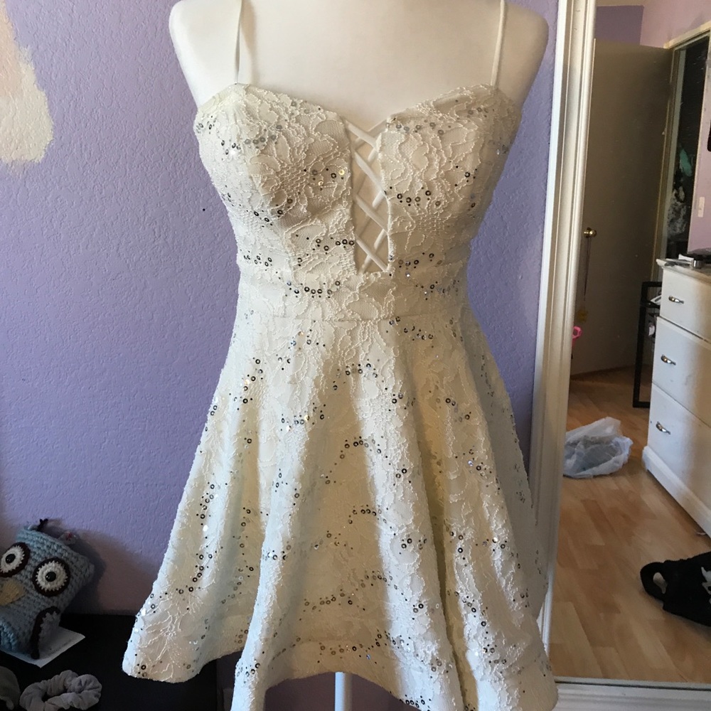 Mini dress